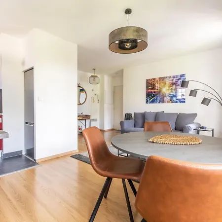 Le Clos Fleuri F3 Terrasse & Garage